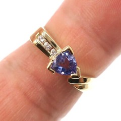 Classic 14k Solid Yellow Gold Natural Trillion Cut Tanzanite & Diamond Ring 5.75