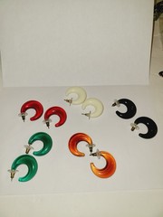 VINTAGE JOAN RIVERS 5 PAIRS LUCITE HOOP PIERCED EARRINGS VARIOUS COLORS