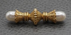 Vintage 80s 90s Brooch Gold Tone Faux Pearl Couture Runway Jewelry
