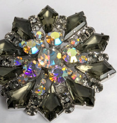 Delizza Elster Juliana Keystone Gray Kite Triangle AB Rhinestones Verified #4157