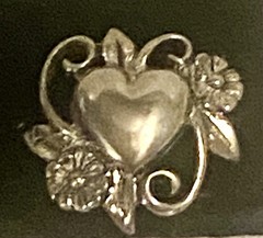 Vintage Jezlaine Sterling Scrolled Vine Heart & Flower Stud Earrings