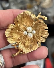 Vintage Francois Flower Brooch Pin Blooming 3D Faux Pearl Brushed Gold Tone