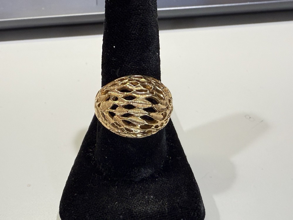 Vintage gold tone dome filigree 18KT H.G.E. ring size 8
