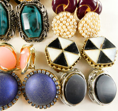 Vintage Clip On Earrings Jewelry Lot 26 Pairs Some Signed Napier Coro Carolee