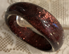 Vintage Lucite Pomegranite to Brown variable thickness Bangle