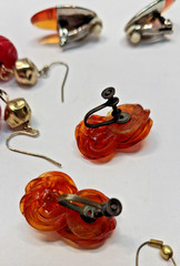 Nice Group Of Vintage Plastic Jewelry Carved Marbled Bakelite Earrings & Others