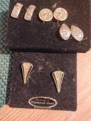 Lot Of 4 Pair Vintage Gold Tone With Diamond Dust Clip On Earrings
