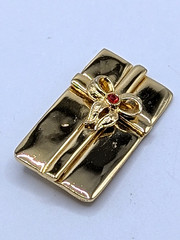 AAi Gift Box Brooch Pin Gold Tone with Bow & Red Rhinestone Vintage