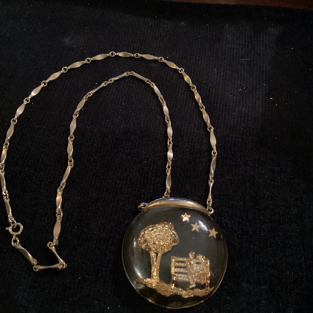Vintage Castlecliff Fish Bowl Style – Lucite Couple Tree Bench Stars Necklace