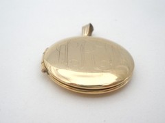 Marathon Co 14K Gold Filled Locket Pendant Picture Photo Vintage 1/20 GF ARW AWR