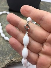 VINTAGE 50’S Single STRAND Beautiful Glass BEADED NECKLACE #FN836