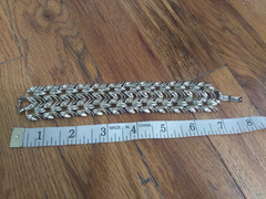 Judy Lee Bracelet Gold Tone 7 Inches Leaf Design Vintage