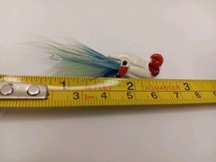VINTAGE METAL PAINTED REAL FEATHER PARROT BROOCH 2.5 INCH