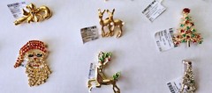21 pc CHRISTMAS JEWELRY LOT BROOCH EARRINGS RHINESTONE GERRY’S, Louis Guisti, AK