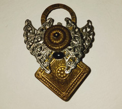 Steampunk Mixed-Metal Wings & Gears Brooch Pin – Cosplay Accessory