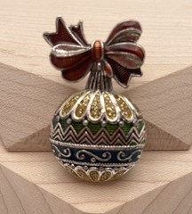 Vintage Nina Ricci NR Christmas Ornament for Avon Silver Tone Brooch Pin