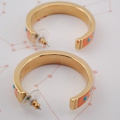 VTG KJL Kenneth J Lane Peach Enamel Simulated Turquoise Gold Tone Hoop Earrings