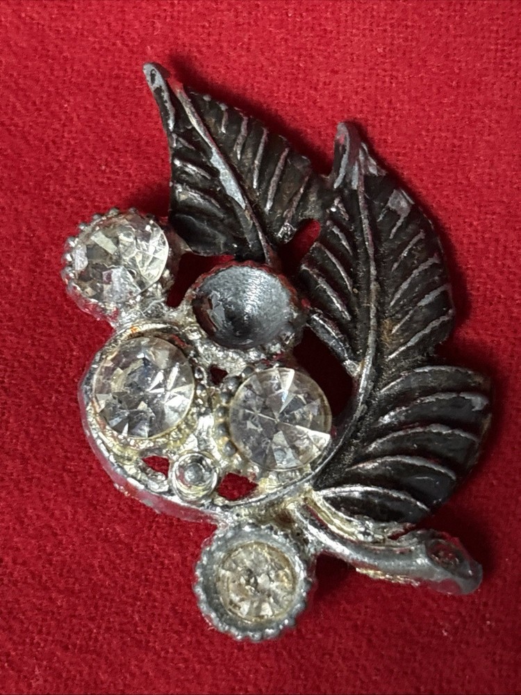 Vintage Pot Metal Brooch Flowers Rhinestone 2” READ