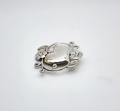 Jezlaine Vintage Sterling Silver Heart & Floral Brooch Pin