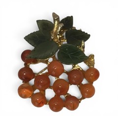 Vintage Swoboda Signed Jade Carnelian Grape Cluster Brooch Pin Gold Tone