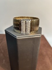 Vintage Gold Tone Expandable Rhinestone Stretch Bracelet Ribbed Panel Design