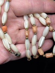Vintage Mother Of Pearl Angel Coral Carved Tulip Necklace Barrel Clasp 28 in