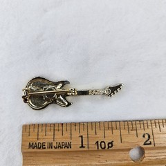 Vtg Gerrys Gold Tone Enamel Electric Guitar Brooch Pin Musical Jewelry 1.75in