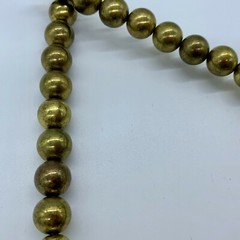 VINTAGE ? BRASS OR METAL ALLOY PINK GLASS TRIPLE FLOWER BEAD NECKLACE