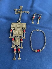 Vintage Tribal-Style Jewelry Demi-Parure Set – Necklace, Bracelet & Earrings