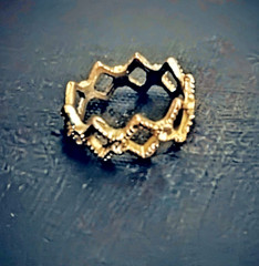 18K Yellow Gold Diamond Accented Mesh Lattice Design Ring