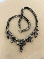 VTG MCM Tear drop Milk Glass rhinestone Black setting choker necklace 15″