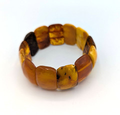 Vintage Baltic Amber Bracelet Stretch Bangle Butterscotch Yellow Egg Yolk 32g