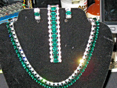 Vintage Faux Emerald Green & Clear Rhinestone Necklace Bracelet Earring Set RARE