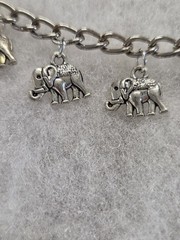 Vtg mod silver tone chain Elephant charm Bracelet