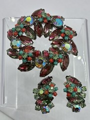 Juliana (DeLizza & Elster) Rare Brooch And Matching Clip On Earrings