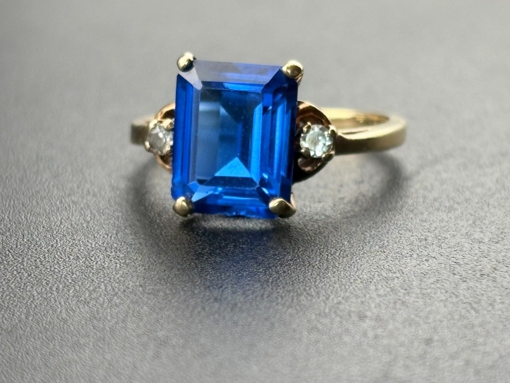 Vintage Kimberly 10K Gold, 3.7 ct Blue Tanzanite & Spinel Ring Size 6 – 2.7 gm