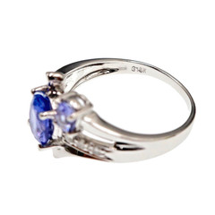 Fabulous 14k Solid White Gold Natural Tanzanite and Diamond 3-Stone Ring Sz 6.5