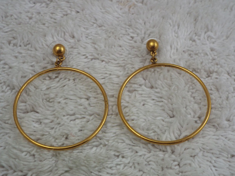 Goldtone Ring Hoop Pierced Earrings (K36)