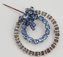 Am Lee 925 Sterling Silver Brooch 1.5in Blue Bow Crystal Open Circle 3D Estate