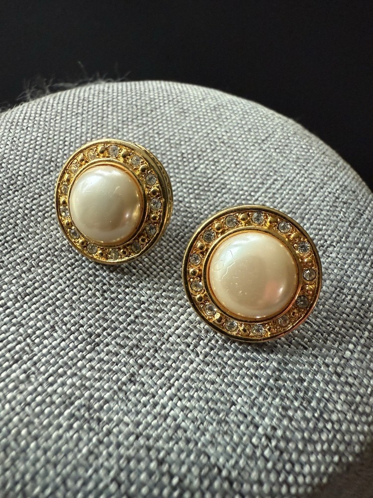 Vintage Faux Pearl Liz Claiborne Pierced Earrings Gold Tone Cocktail Career