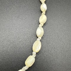 Vintage Mother of Pearl And Bead Necklace – 19”