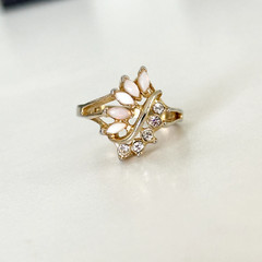 Vintage Uncas Faux Fire Opal Crystal Gold Tone Marquise Statement Ring Size 7.5