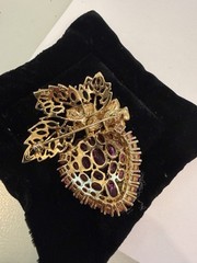 JUICY COUTURE VINTAGE CRYSTAL CZ STONE STRAWBERRY BROOCH