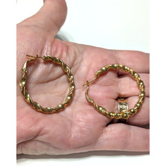 Vintage Hoop Pierced Earrings Ridged Gold-tone 1.5″ Self-closing Large gp-1