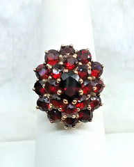 Vintage 1950’s Bohemian Red Garnet Cluster 14K Gold Ring – 6 Grams