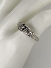Vintage Ring O Romance Gross Co 18k White Gold Filigree .06 Ct Diamond Ring Sz 6