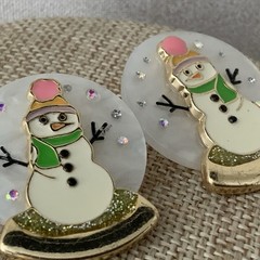 Pierced Sugarfix Gold Tone Plastic And Enamel Snow Man Snow Globe Earrings