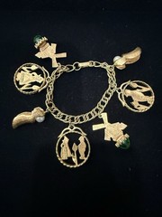 Vintage Florenza Signed Dutch Holland Gold Tone Charm Designer Bracelet!