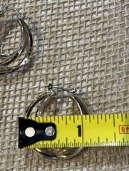 VINTAGE PIERCED EARRINGS GOLD TONE HOOPS 3 RINGS 1.25in