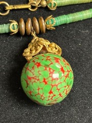 MIRIAM HASKELL UNIQUE GREEN GLASS 22″ NECKLACE WITH GOLD TONE METAL